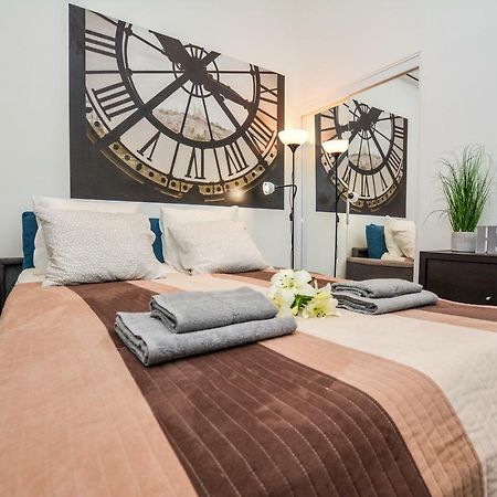 Timeless Apartment With Free Private Parking Будапеща Екстериор снимка