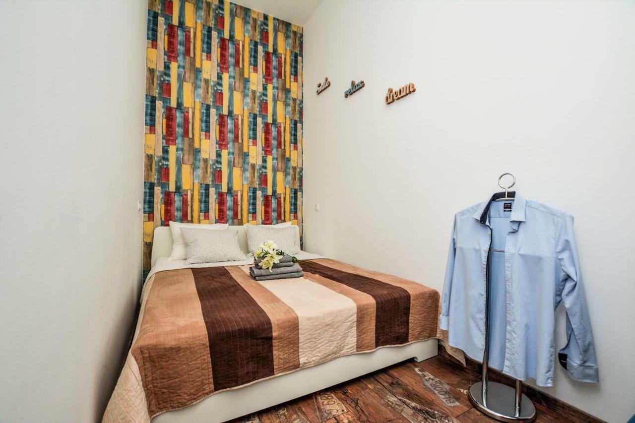 Timeless Apartment With Free Private Parking Будапеща Екстериор снимка